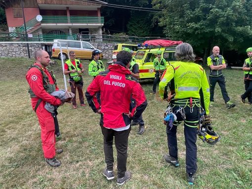 Escursionista ritrovato salvo a 2000 metri sui monti di Chiusa Pesio, con solo lievi escoriazioni e disorientato