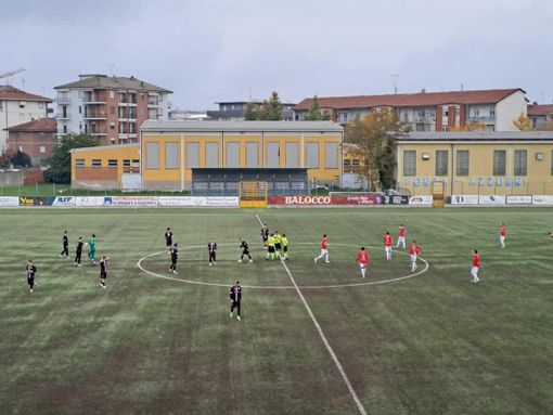 Uno scatto della sfida di campionato al Pochissimo Uno scatto della sfida di campionato al Pochissimo