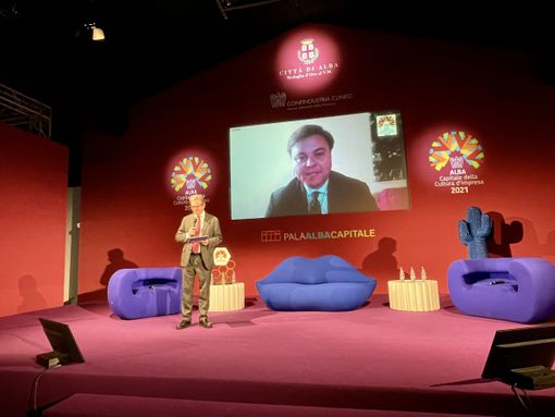 Un momento del convegno tenuto ieri al Pala Alba Capitale Un momento del convegno tenuto ieri al Pala Alba Capitale