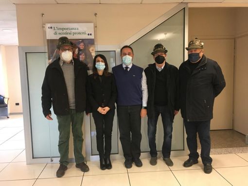 Banca d’Alba sostiene l’attività del Gruppo Alpini di Bra Banca d’Alba sostiene l’attività del Gruppo Alpini di Bra