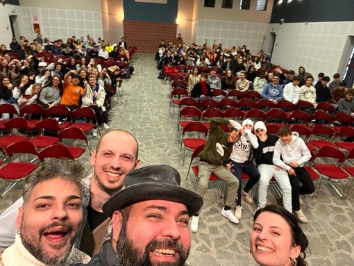 Il Liceo Giolitti Gandino di Bra in campo contro bullismo e cyberbullismo Il Liceo Giolitti Gandino di Bra in campo contro bullismo e cyberbullismo