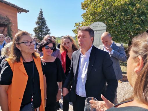 Matteo Renzi in una visita a Tenuta Carretta di Piobesi d'Alba Matteo Renzi in una visita a Tenuta Carretta di Piobesi d'Alba