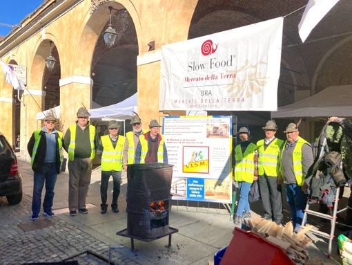 Alcuni scatti dalla castagnata di domenica scorsa a Bra