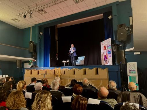 “Affinché scaturisca dentro noi un’infallibile gioia”: al Ponte del Dialogo di Dronero la serata con Vito Mancuso “Affinché scaturisca dentro noi un’infallibile gioia”: al Ponte del Dialogo di Dronero la serata con Vito Mancuso