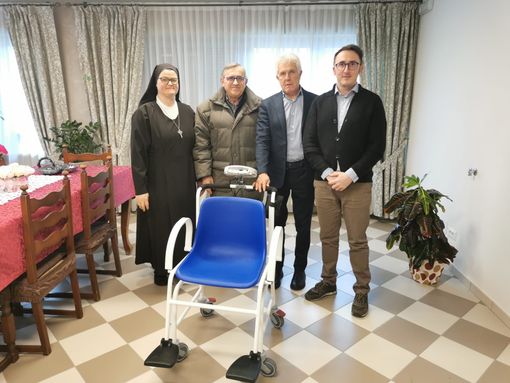 Una sedia pesapersone per la Casa di riposo di Piozzo