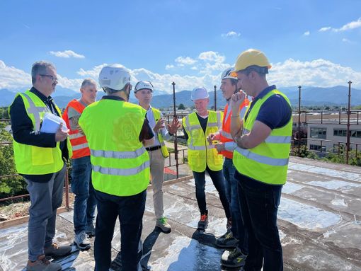 Sarà una scuola green, luminosa e bellissima: in visita al cantiere del futuro istituto Grandis di Cuneo [VIDEO]