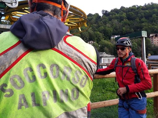 Entracque, escursionista disperso: ricerche senza esito, operazioni sospese per la notte Entracque, escursionista disperso: ricerche senza esito, operazioni sospese per la notte