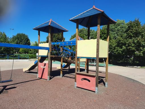 Il frutto di un intervento di riverniciatura ad opera di Giovanni Botta Il frutto di un intervento di riverniciatura ad opera di Giovanni Botta