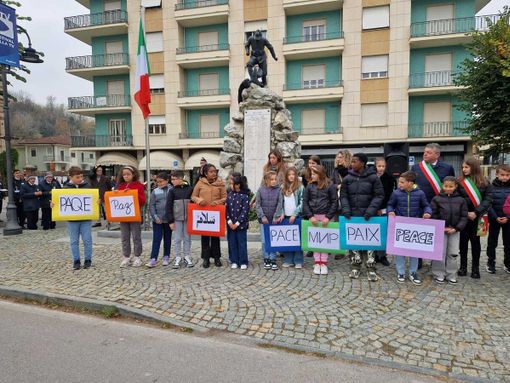 Dogliani ricorda il 4 Novembre: la comunità unita nel segno della memoria e della pace
