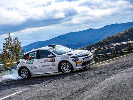 RALLY / Al "14° Ronde Valli Imperiesi" Giordano e Siragusa firmano il gran finale del loro 2025