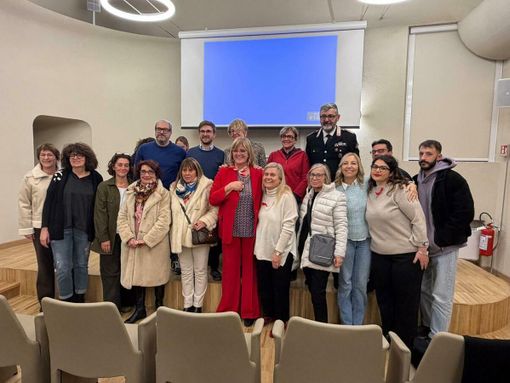 Ottant’anni dal voto alle donne: ad Alba tre conferenze e un kit per portare la democrazia in classe