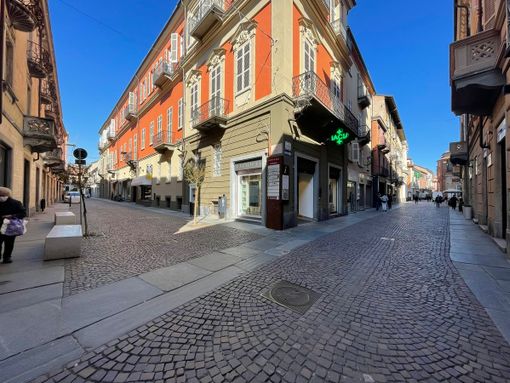 Alba, due numeri di telefono per affrontare l’emergenza Covid