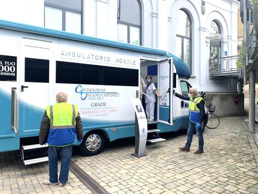 L'ambulatorio mobile donato dalla Fondazione Nuovo Ospedale Alba Bra Onlus