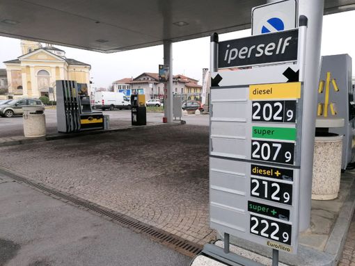 Lo sconto di trenta centesimi sul carburante è stato prorogato fino al 21 agosto