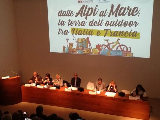 Turismo: Piemonte e Liguria tirano la volata insieme ai cugini francesi, e in attesa della TAV, scelgono la bici