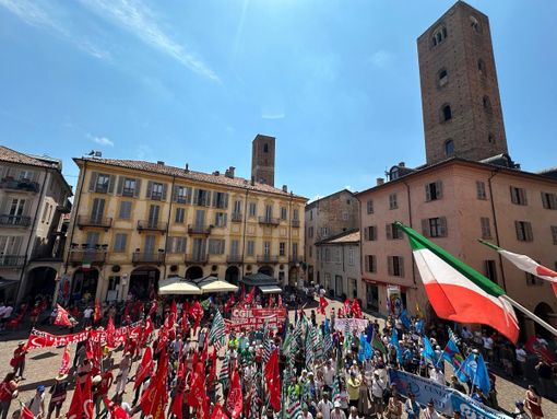 La manifestazione albese contro il caporalato