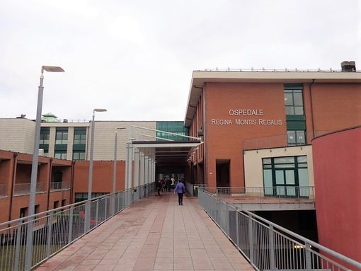 L'ospedale "Montis Regalis" di Mondovì L'ospedale "Montis Regalis" di Mondovì