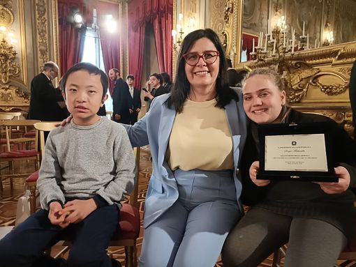 Conferita ieri la Targa di Merito della Repubblica Italiana agli alunni della 5^ A di Pocapaglia