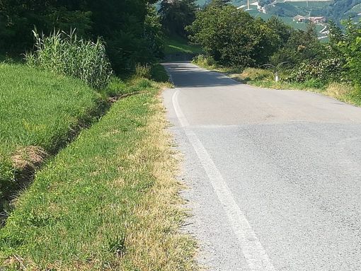 Serralunga d'Alba: lavori sulla Provinciale 125, strada chiusa per due settimane Serralunga d'Alba: lavori sulla Provinciale 125, strada chiusa per due settimane