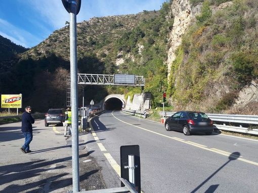 Colle di Tenda: entro fine settembre via il semaforo diurno ad Airole Colle di Tenda: entro fine settembre via il semaforo diurno ad Airole
