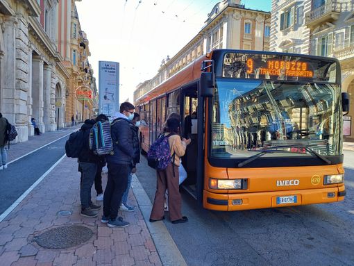 Controlli sugli autobus degli studenti: in Granda la linea sarà quella del "buon senso"