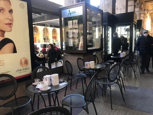 Da domani la Granda passa alla zona gialla: riaprono bar e ristoranti e riparte il mondo della cultura e degli spettacoli