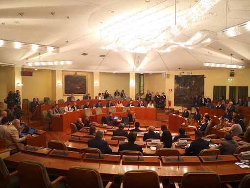 Insediamento del consiglio regionale: le voci dei consiglieri di maggioranza e di minoranza dell'XI Legislatura (FOTO E VIDEO) Insediamento del consiglio regionale: le voci dei consiglieri di maggioranza e di minoranza dell'XI Legislatura (FOTO E VIDEO)