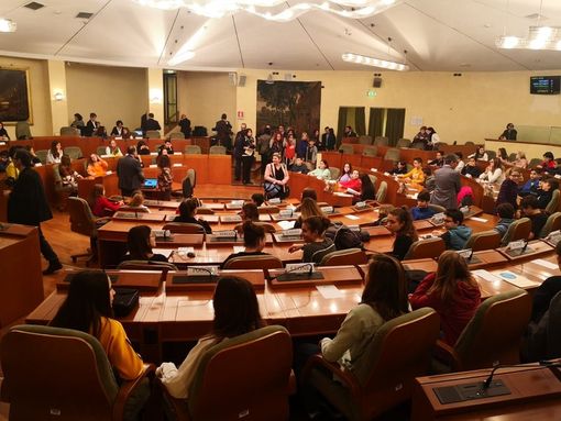 Giornata contro bullismo e cyberbullismo, Cirio: "Tutti possiamo essere vittime, ma anche bulli: adulti siano buon esempio"