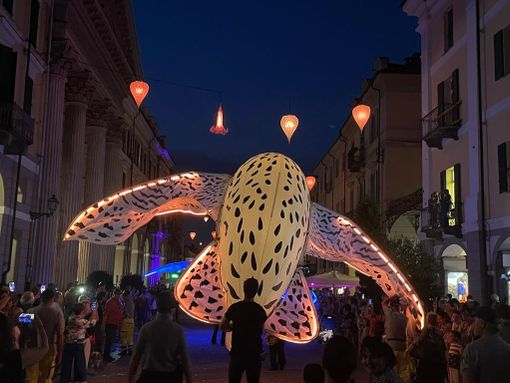 Che spettacolo Cuneo Illuminata in Fior! [FOTO E VIDEO]