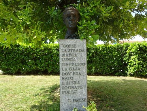 Per il Caffè Letterario di Bra, il poeta Bernardo Negro presenta un’opera inedita di Cesare Pavese Per il Caffè Letterario di Bra, il poeta Bernardo Negro presenta un’opera inedita di Cesare Pavese