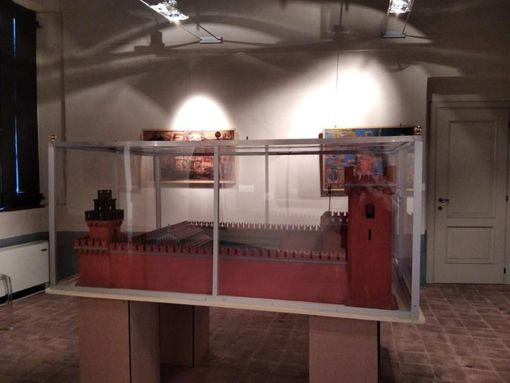 Bra, esposta una replica in scala dell'antico castello scomparso, riportato alla luce dagli studi di Fra Luca Isella