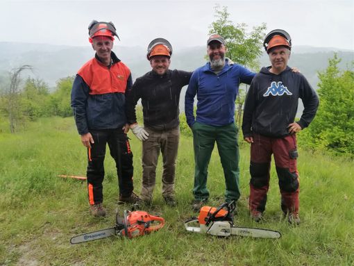 Il ringraziamento del sindaco di Montezemolo agli operati della forestale della regione Piemonte "Langa Cebana"