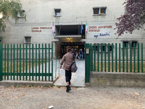 Non è in pericolo di vita il 16enne investito stamattina davanti al liceo artistico di Cuneo