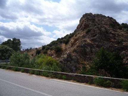 Immagine di repertorio, strada di montagna Immagine di repertorio, strada di montagna
