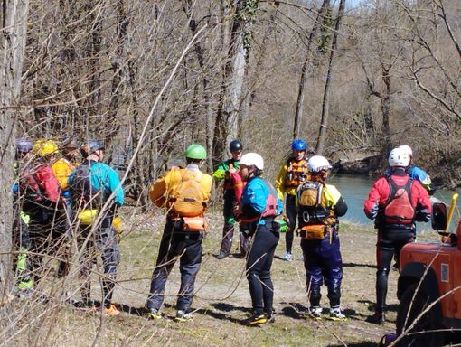 Corso di aggiornamento Guide Rafting a Stiera Gaiola Valle Stura di Demonte CN del 30 marzo 2025