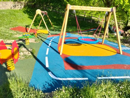 Paroldo, riqualificato il parco giochi: la nuova area è accessibile a tutti, anche a bambini con disabilità