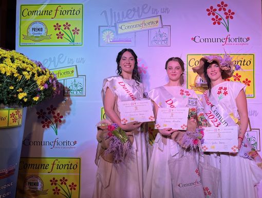 Donna Comuni Fioriti 2023: terzo posto per l'albese Valentina Bona