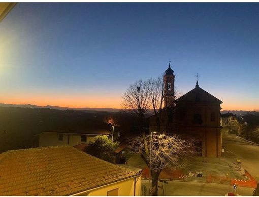 Piazza Baracco transennata e pronta ad essere trasformata a Treiso.