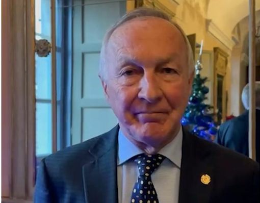 "Auguro ai saluzzesi un Natale sereno e un 2026 di nuove opportunità" [VIDEO]