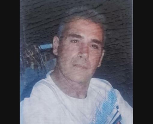 Muore in moto davanti alla sua abitazione di Vezza d'Alba: la vittima è Roberto Patta Muore in moto davanti alla sua abitazione di Vezza d'Alba: la vittima è Roberto Patta