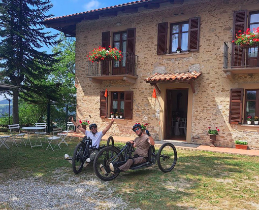 Langhe e cicloturismo per tutti: consegnate al territorio due handbike off road a pedalata assistita