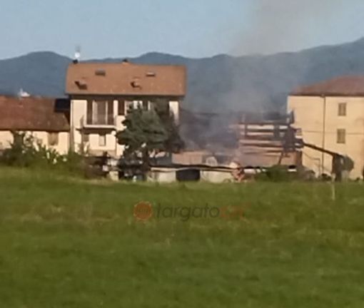 L'edificio interessato dall'incendio L'edificio interessato dall'incendio