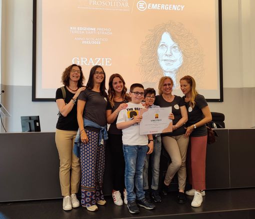 Video realizzato dagli alunni della scuola Don Milani di Bra vince il concorso di Emergency Video realizzato dagli alunni della scuola Don Milani di Bra vince il concorso di Emergency