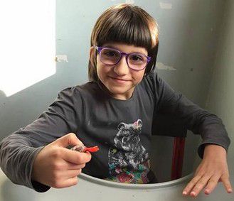 Alessandra e le mamme dell'associazione "AMAleIqsec2" ospiti della manifestazione podistica albese