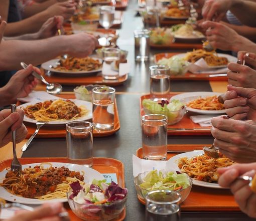 Slow Food lancia un appello per l’insegnamento dell’educazione alimentare nelle scuole Slow Food lancia un appello per l’insegnamento dell’educazione alimentare nelle scuole