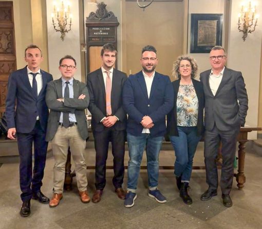 Il gruppo consiliare centro-destra al Consiglio comunale di Bra Il gruppo consiliare centro-destra al Consiglio comunale di Bra