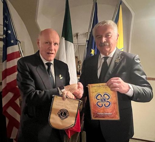 Claudio Sabattini, governatore del Distretto 108 Ia3 in visita al Lions Club Carrù Dogliani Claudio Sabattini, governatore del Distretto 108 Ia3 in visita al Lions Club Carrù Dogliani