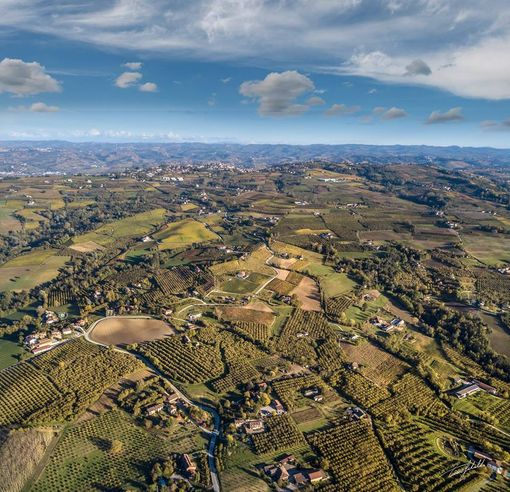 Con Trenitalia alla scoperta del patrimonio Unesco: tra le "perle" piemontesi anche Racconigi, Langhe e Roero