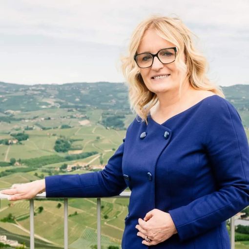 A La Morra la sindaca Marialuisa Ascheri si conferma dopo un testa a testa A La Morra la sindaca Marialuisa Ascheri si conferma dopo un testa a testa