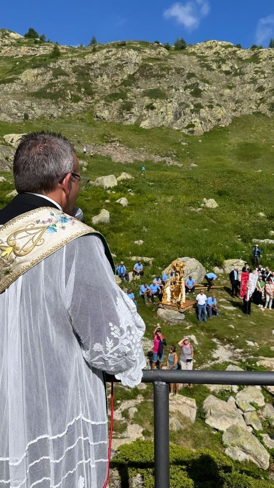 Il Santuario Sant'Anna di Vinadio in festa per la “nonna” di tutti